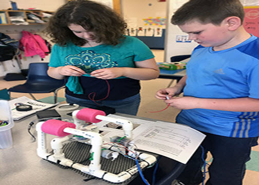 Students building SeaPerch